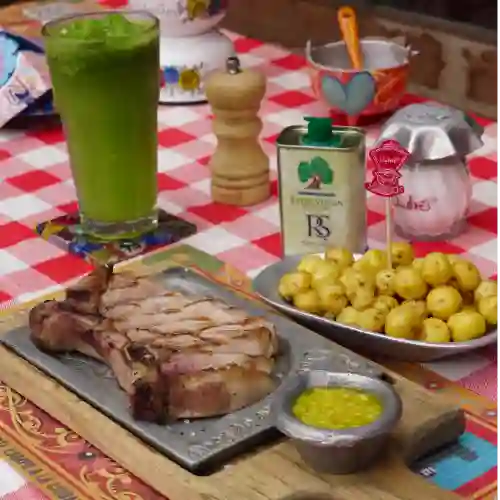 Chuletón de Cerdo Importado + Limonada