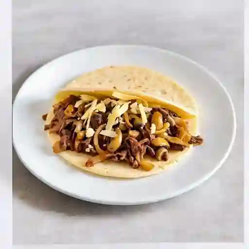 Arepa Carne Champiñon