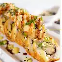Calamar Sushi Roll