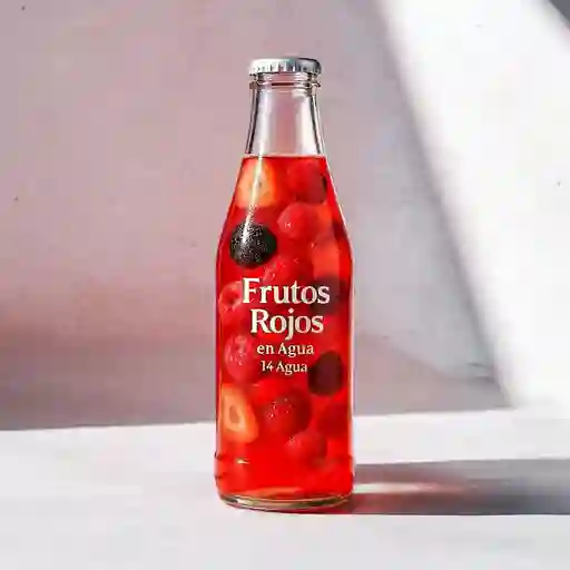 Frutos Rojos en Agua
