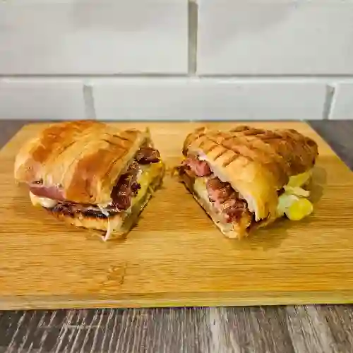 Croissant de Jamón O Salchicha