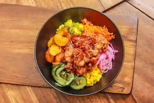 Poke Chicken Crunch + Bebida