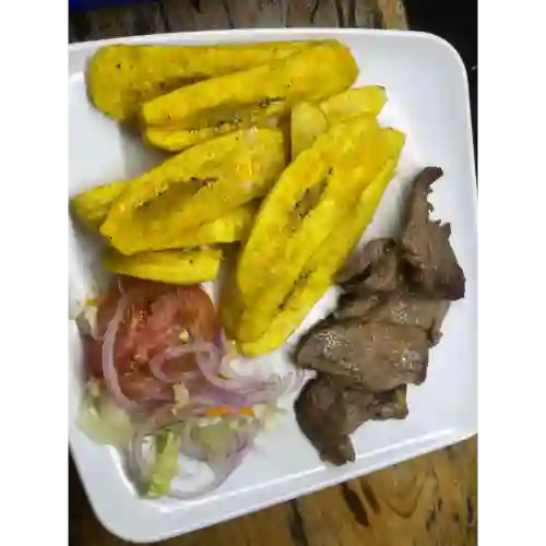 Carne Asada con Tajadas