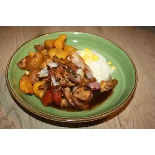 Pollo Saltado