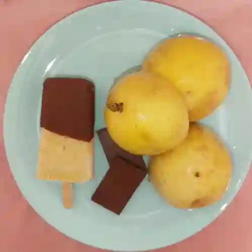 Paleta de Maracuyá con Chocolate