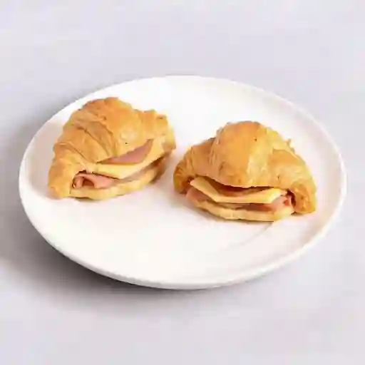 Mini croissant con jamón y queso