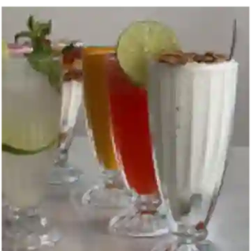 Jugo en Leche Fresa
