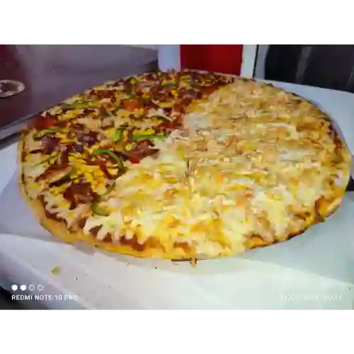 Pizza Gourmet Pequeña