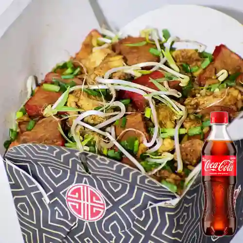 Combo Arroz Chino c/ Pollo&Cerdo +Cocacola Orig 400ml