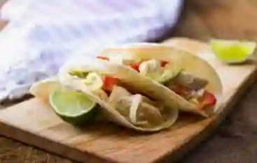 3 Tacos de fajitas de pollo