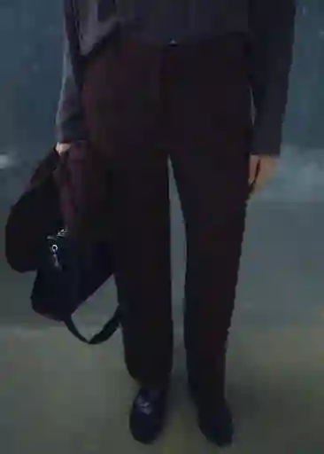 Pantalón Bergen Burdeos Talla 42 Mujer Mango