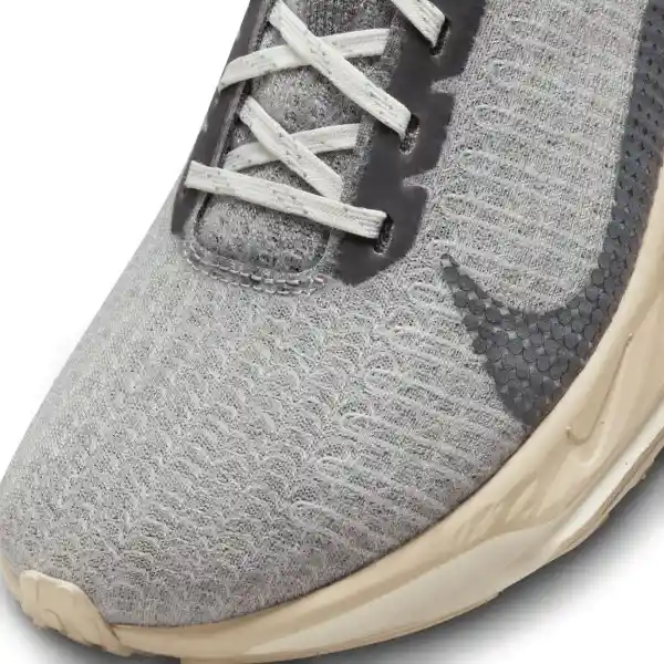 Nike Tenis Zoomx Invncbl Rn Fk 3 Spn Mujer Gris 7.5 FN7503-065