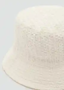 Gorro Textu Off White Talla 99 Mujer Mango