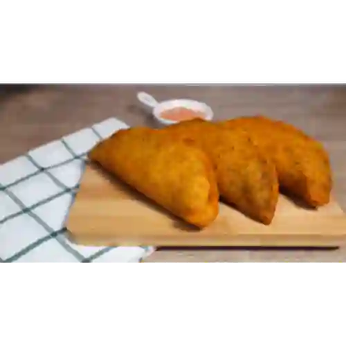 Empanada de Carne Desmechada