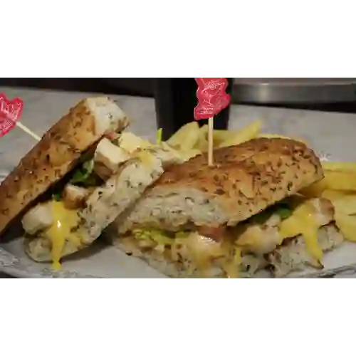 2x1 Sanduche Pollo Cheddar