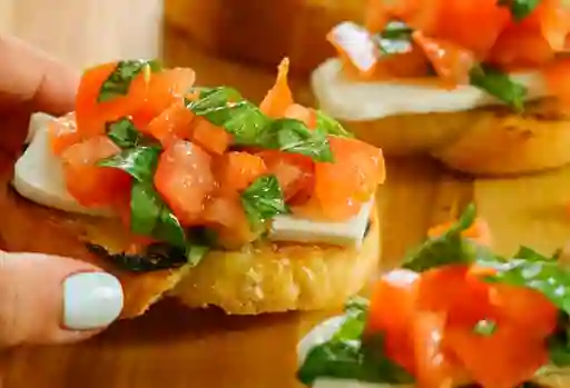 Bruschetta Caprese