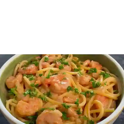 Espagueti en Salsa de Camarones