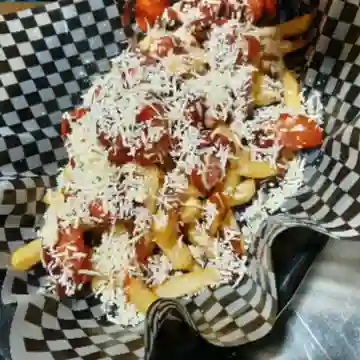Salchipapa