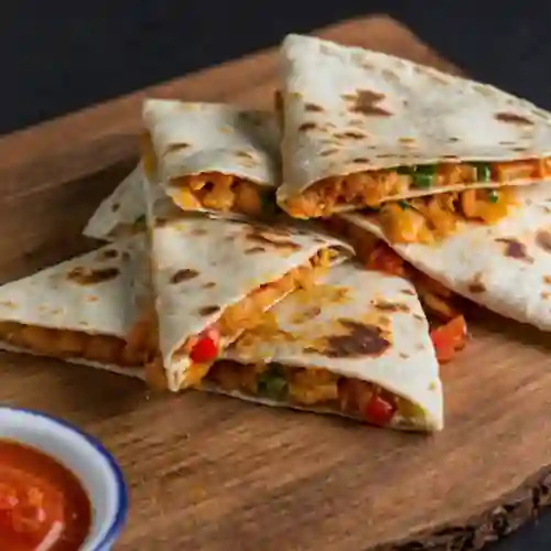 Quesadilla Pollo y Champiñones