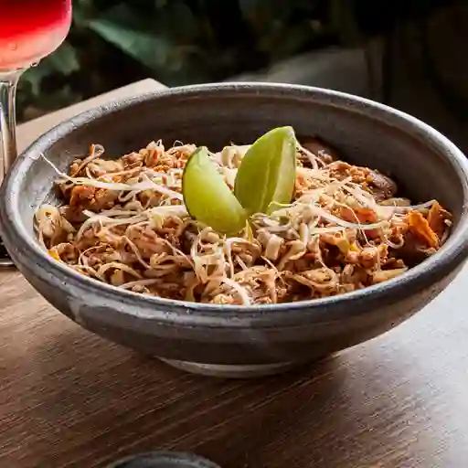 Pad thai lomo y portobello