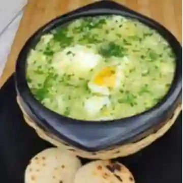 Caldo de Huevo