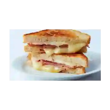 Sandwiche Jamon y Queso