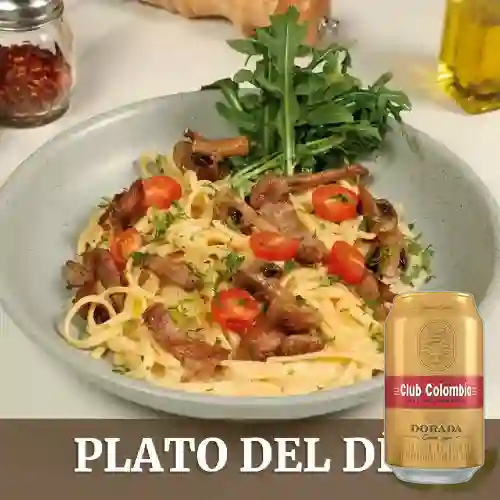 Combo Cerdo Romano + Club col. Dorada Lta 330ml