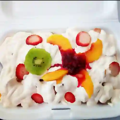 Merengón con Fruta