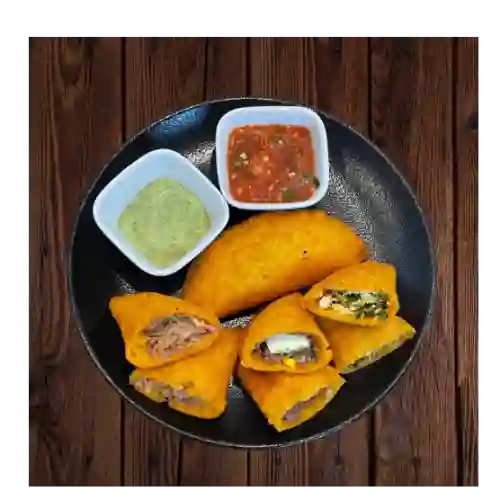 Emapanadas de Yuca X 3