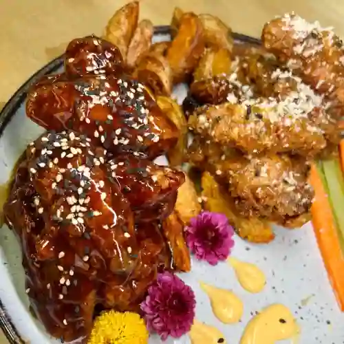 Combo 22 Piezas y 2 Salsas