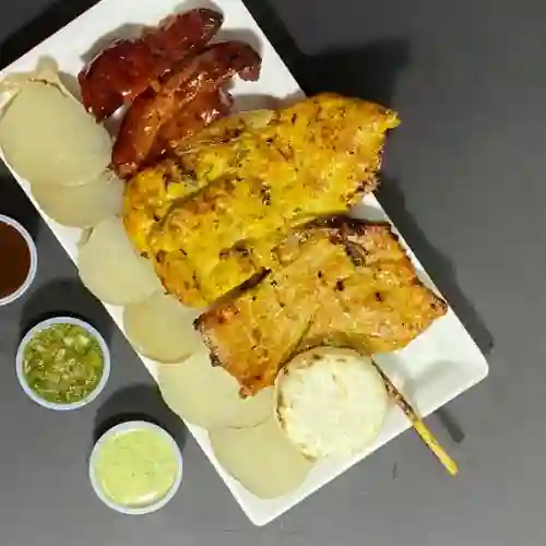 Chuzo Mixto Tres Carnes