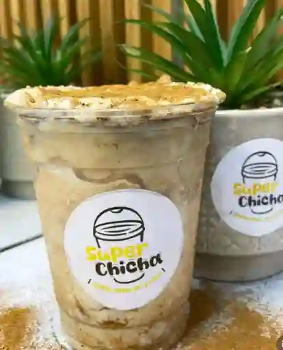 Chicha con Canela y Leche Condensada