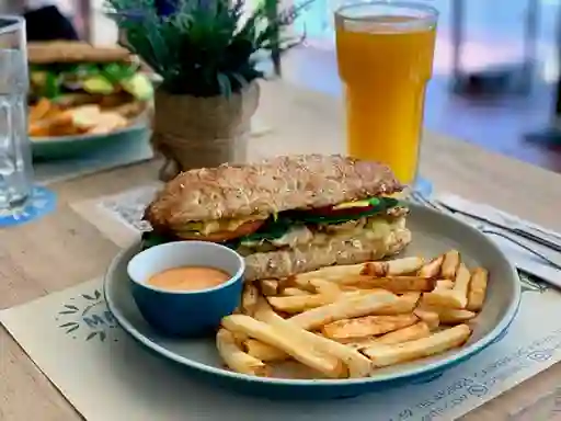 Sánduche de Pollo Campesino