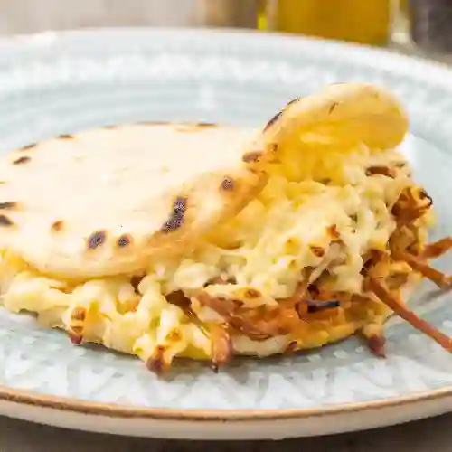 Arepa con Carne