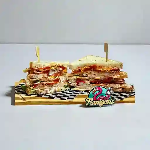 Sándwich Club House