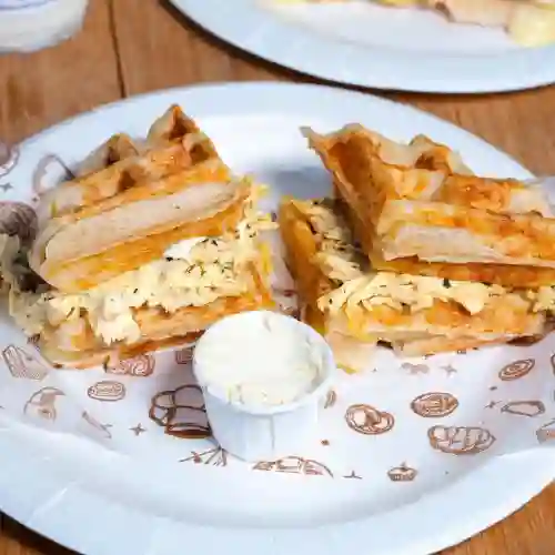 Waffles con Pollo