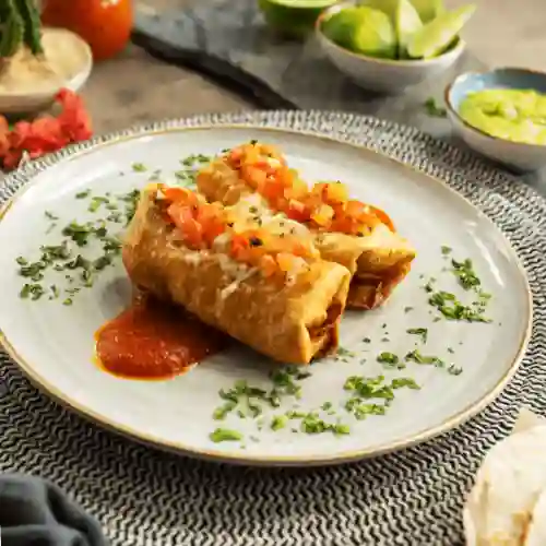Chimichangas de Res y Chorizo