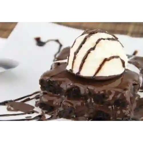 Torta de Chocolate con Helado