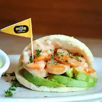 Arepa Especial de Camarón y Aguacate