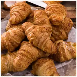 Croissant Queso