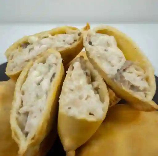 Pastel de pollo con champiñones