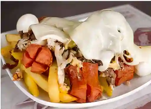 Salchipapas Especial