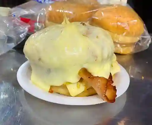 Hamburguesa Doble Carne con Tocineta