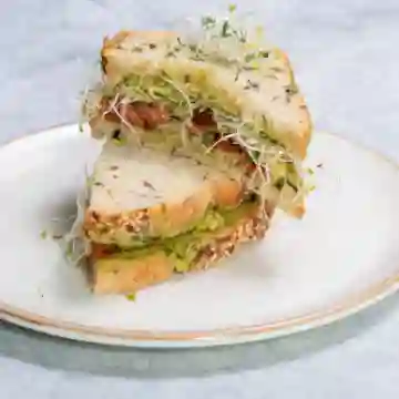 Sándwich de Aguacate Avocado