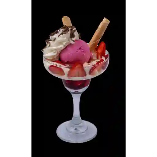 Copa frutos rojos fresas