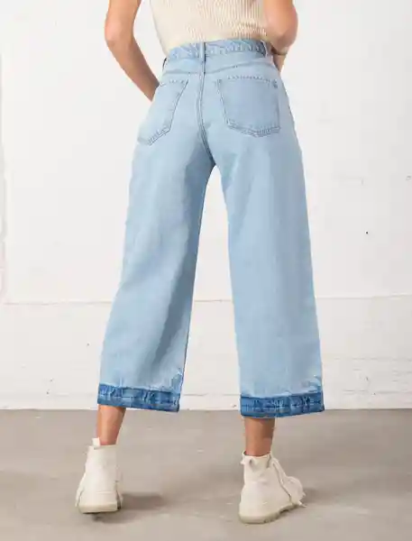 Jean Wide Leg Fit Ruedo Desgastado Azul Claro Talla 4 Mujer Naf Naf