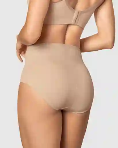 Panty Clásico de Control Suave Con Excelente Modelación