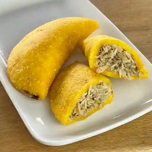 Empanada de maíz de pollo