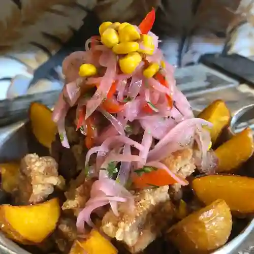 Ceviche de Chicharrón con Papa Criolla