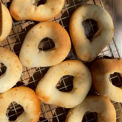 Pandebonos de Maíz